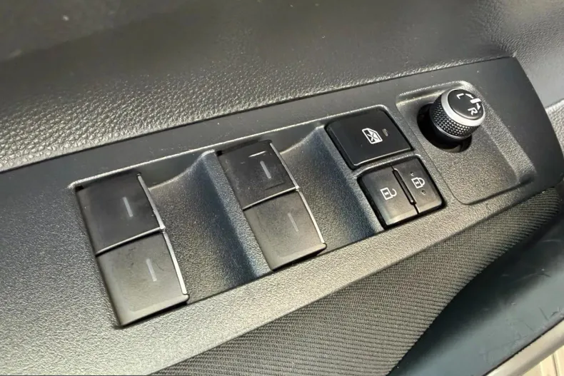 Toyota Corolla din 2021 cu 67.597 km - oferta TOY248793 - foto 23
