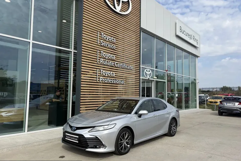 Toyota Camry din 2023 cu 57.428 km - oferta TOY248794 - foto 1