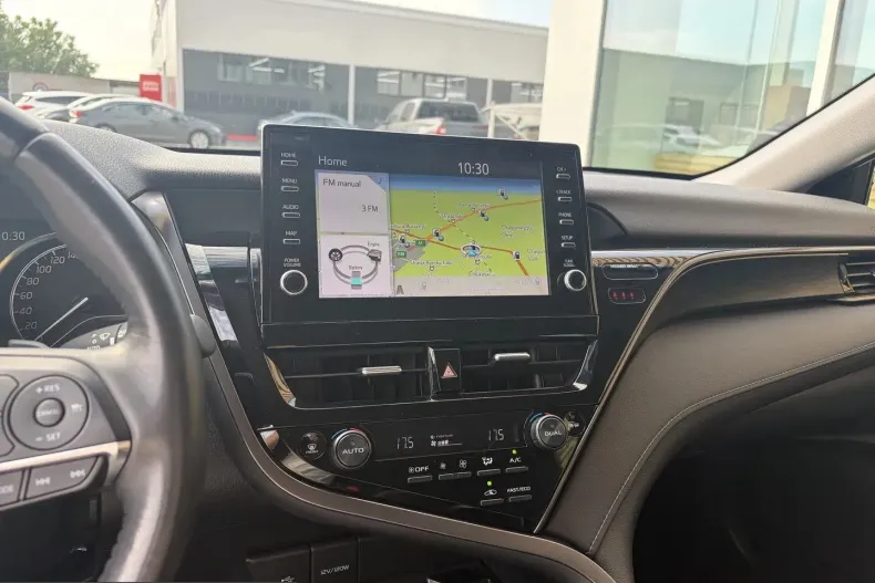 Toyota Camry din 2023 cu 57.428 km - oferta TOY248794 - foto 23