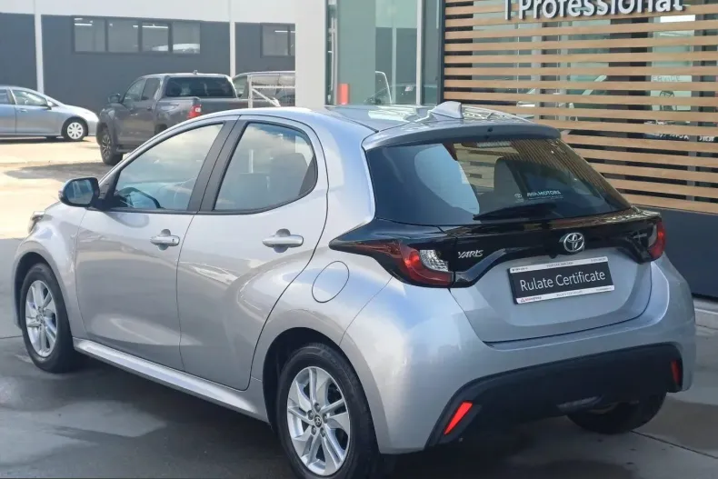 Toyota Yaris din 2023 cu 21.420 km - oferta TOY248795 - foto 5
