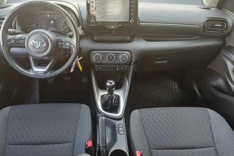 Toyota Yaris din 2023 cu 21.420 km - oferta TOY248795 - foto 10
