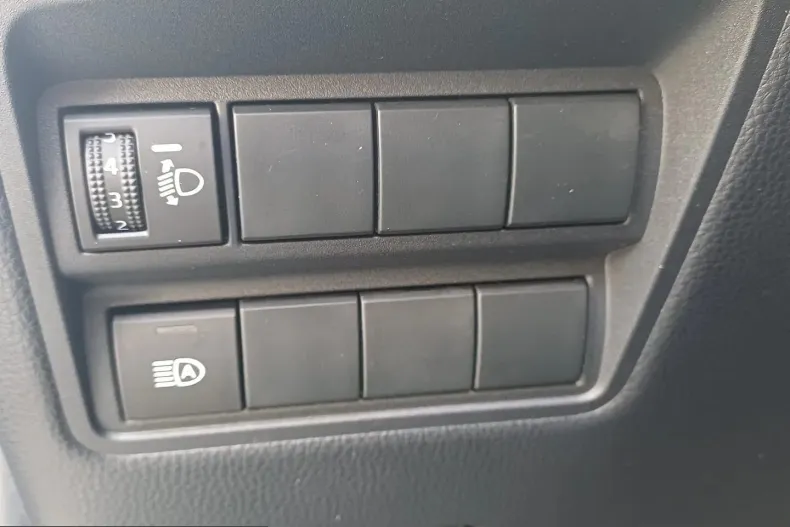 Toyota Yaris din 2023 cu 21.420 km - oferta TOY248795 - foto 13