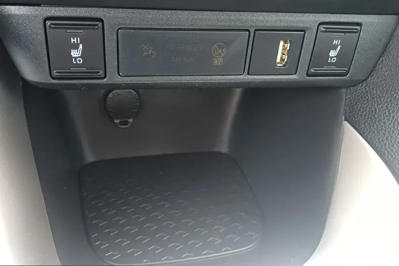 Toyota Yaris din 2023 cu 21.420 km - oferta TOY248795 - foto 20