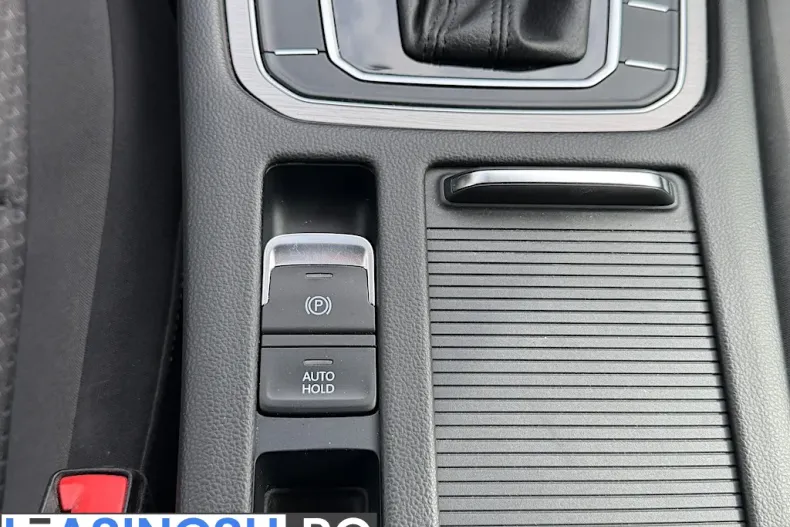 Volkswagen Passat din 2020 cu 164.342 km - oferta VOL248801 - foto 11