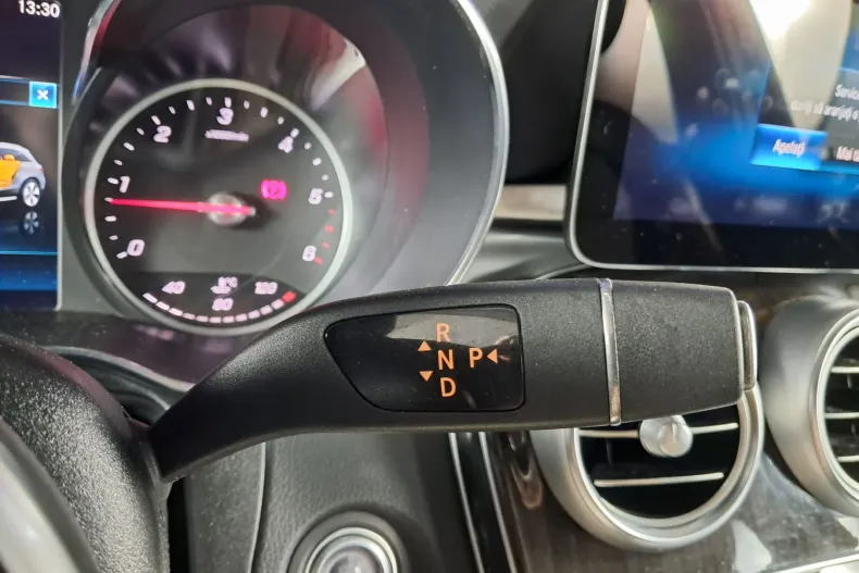 Mercedes-Benz GLC din 2021 cu 56.933 km - oferta MER248804 - foto 27