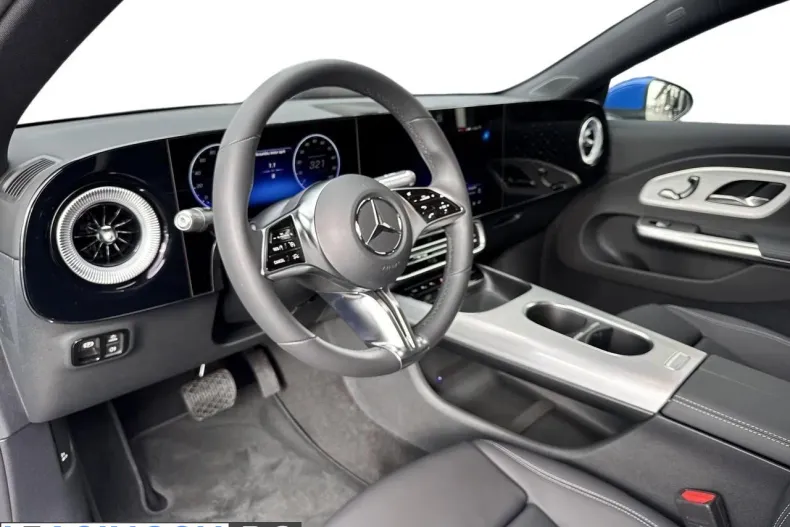 Mercedes-Benz CLA 250+ din 2025 cu 8.000 km - oferta MER248812 - foto 7