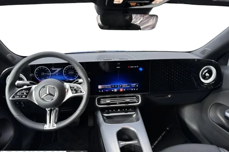 Mercedes-Benz CLA 250+ din 2025 cu 8.000 km - oferta MER248812 - foto 9