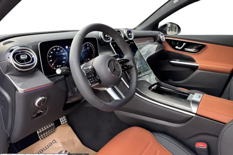 Mercedes-Benz GLC Coupe din 2025 cu 5 km - oferta MER248813 - foto 6