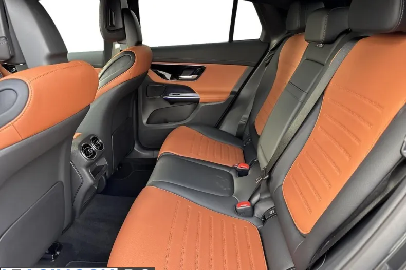 Mercedes-Benz GLC Coupe din 2025 cu 5 km - oferta MER248813 - foto 10