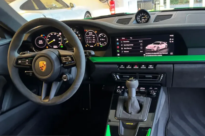 Porsche 992 din 2022 cu 17.500 km - oferta POR248815 - foto 3