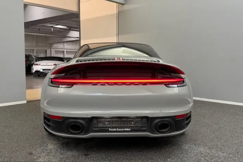 Porsche 992 din 2023 cu 41.000 km - oferta POR248819 - foto 7