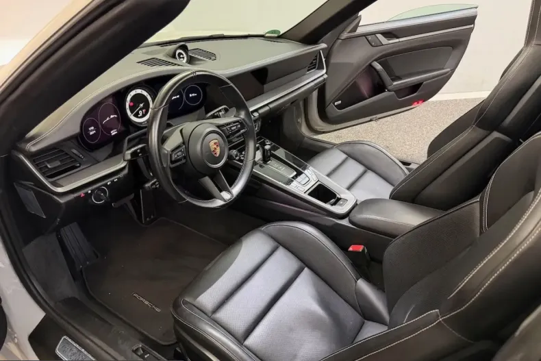 Porsche 992 din 2023 cu 41.000 km - oferta POR248819 - foto 9