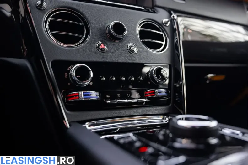 Rolls-Royce Cullinan din 2021 cu 42.907 km - oferta ROL248822 - foto 44