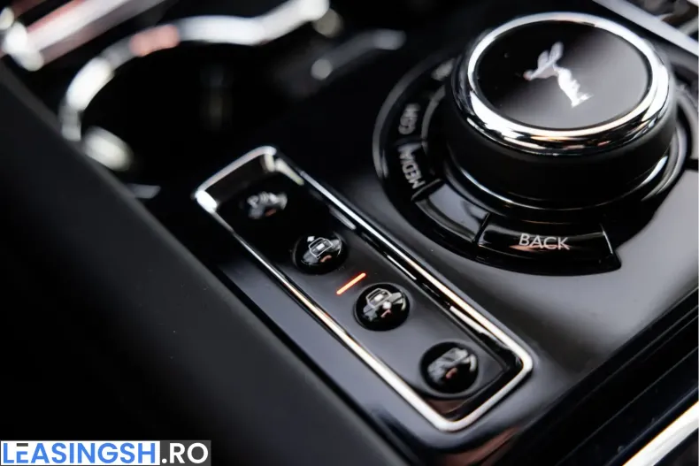 Rolls-Royce Cullinan din 2021 cu 42.907 km - oferta ROL248822 - foto 46