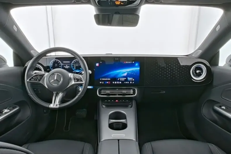 Mercedes-Benz CLA 250 (Clasa CLA) din 2025 cu 19.898 km - oferta MER248825 - foto 6