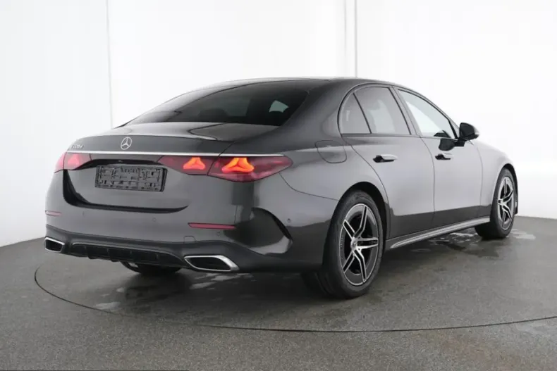 Mercedes-Benz E 220 (Clasa E) din 2025 cu 25.145 km - oferta MER248827 - foto 2