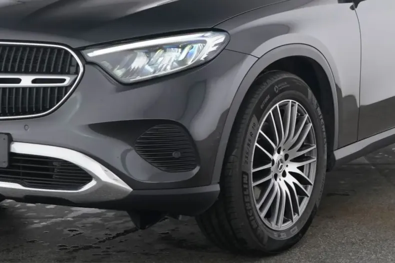 Mercedes-Benz GLC 200 (Clasa GLC) din 2025 cu 35.956 km - oferta MER248833 - foto 3