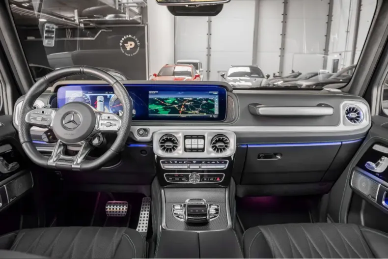 Mercedes-Benz G 63 AMG (Clasa G) din 2023 cu 16.000 km - oferta MER248835 - foto 10