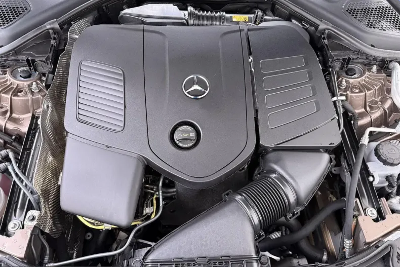 Mercedes-Benz E 300 (Clasa E) din 2025 cu 2.062 km - oferta MER248842 - foto 20