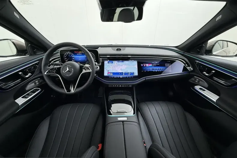 Mercedes-Benz E 300 (Clasa E) din 2025 cu 2.062 km - oferta MER248842 - foto 28