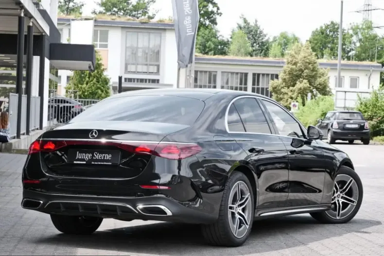 Mercedes-Benz E 450 (Clasa E) din 2025 cu 38.400 km - oferta MER248843 - foto 2