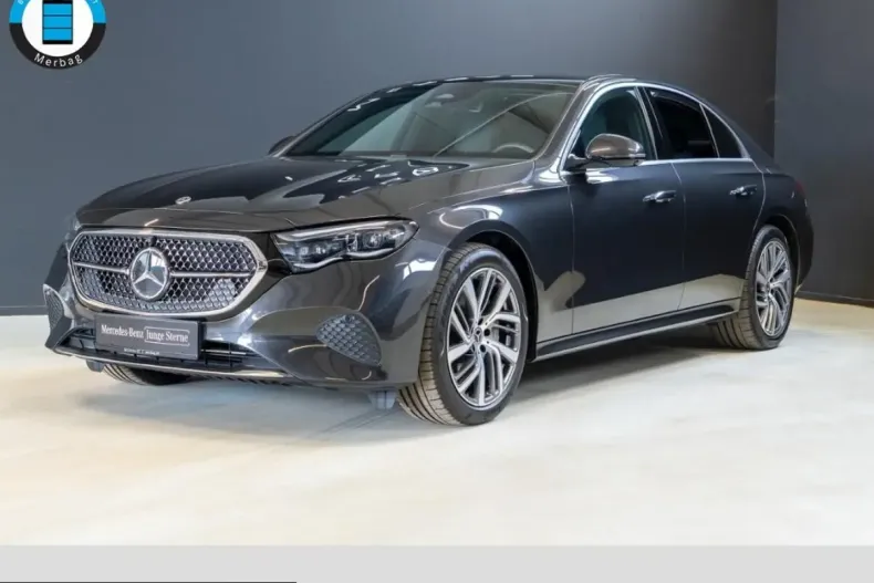 Mercedes-Benz E 400 (Clasa E) din 2025 cu 30.711 km - oferta MER248844 - foto 1