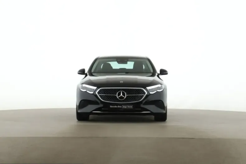 Mercedes-Benz E 220 (Clasa E) din 2025 cu 12.500 km - oferta MER248846 - foto 8