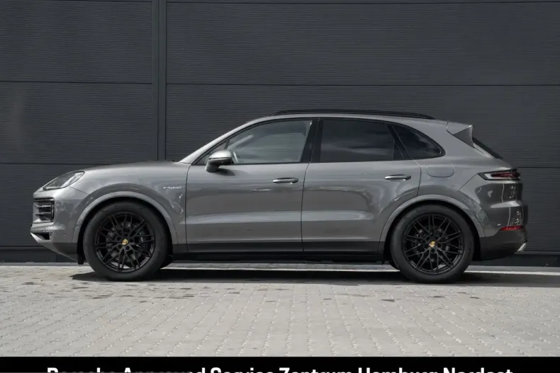 Porsche Cayenne din 2024 cu 25.606 km - oferta POR248848 - foto 2