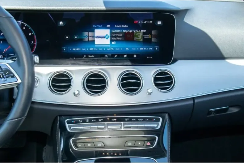 Mercedes-Benz E 200 (Clasa E) din 2023 cu 19.850 km - oferta MER248849 - foto 8