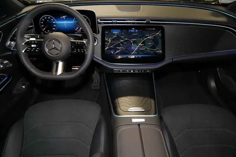 Mercedes-Benz E 450 (Clasa E) din 2025 cu 7.184 km - oferta MER248850 - foto 9