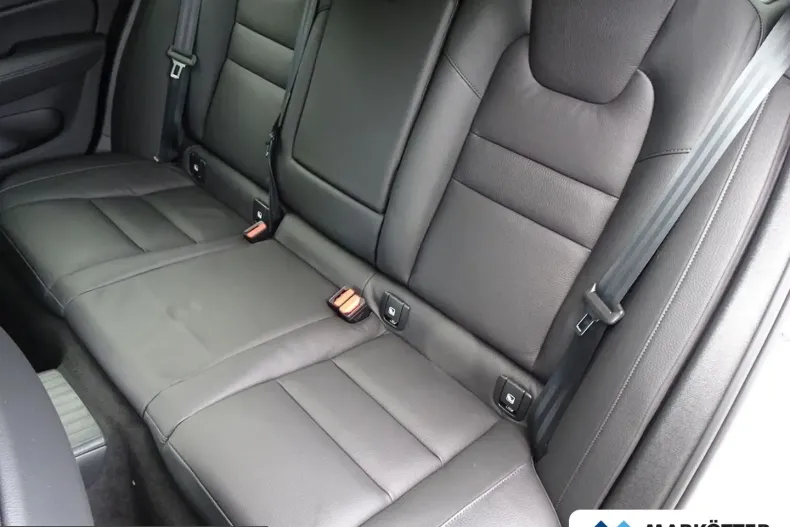 Volvo V60 din 2024 cu 14.600 km - oferta VOL248853 - foto 8