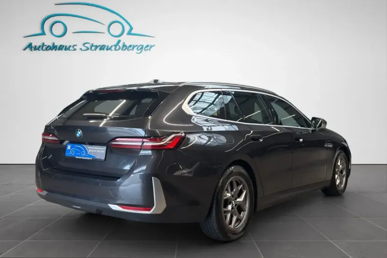 BMW 520 (Seria 5) din 2024 cu 74.900 km - oferta BMW248856 - foto 3