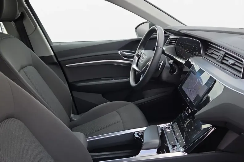 Audi Q8 e-tron din 2023 cu 84.946 km - oferta AUD248858 - foto 5
