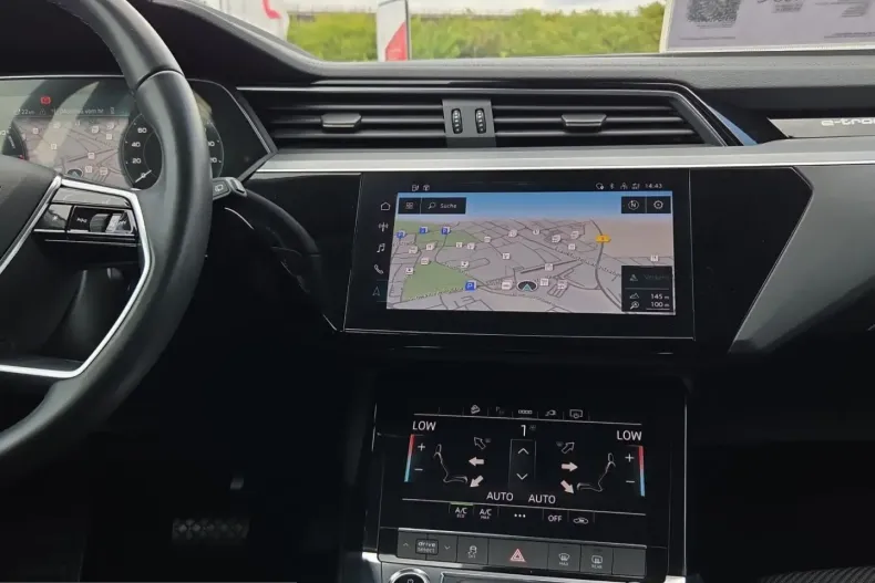 Audi Q8 e-tron din 2023 cu 84.946 km - oferta AUD248858 - foto 8
