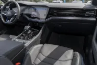 Volkswagen Touareg din 2025 cu 21.999 km - oferta VOL248865 - foto 4