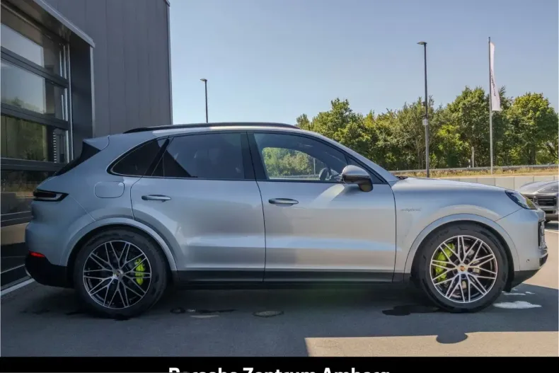 Porsche Cayenne din 2025 cu 14.100 km - oferta POR248866 - foto 6