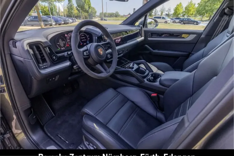 Porsche Cayenne din 2025 cu 19.300 km - oferta POR248868 - foto 17