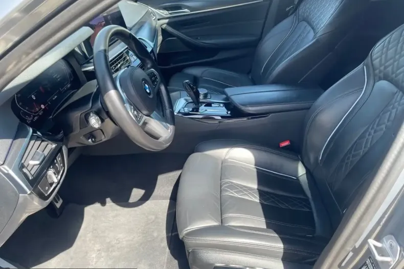 BMW 540 (Seria 5) din 2022 cu 122.003 km - oferta BMW248872 - foto 8