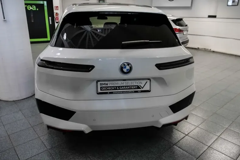 BMW iX din 2023 cu 69.662 km - oferta BMW248879 - foto 5