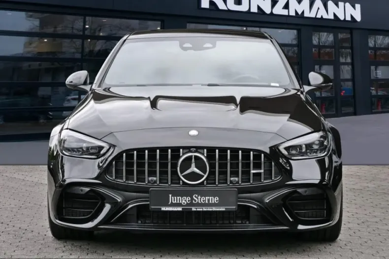 Mercedes-Benz C 63 AMG (Clasa C) din 2025 cu 4.950 km - oferta MER248880 - foto 2