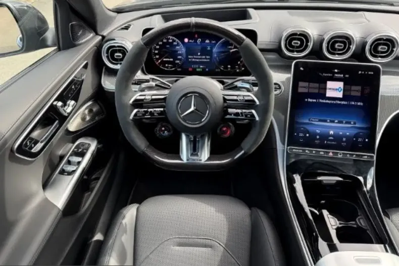 Mercedes-Benz C 63 AMG (Clasa C) din 2025 cu 5.000 km - oferta MER248881 - foto 12