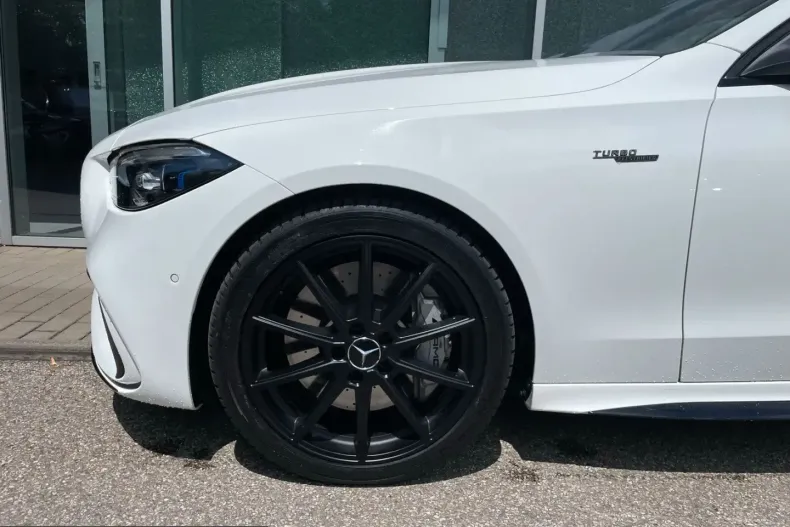 Mercedes-Benz C 43 AMG (Clasa C) din 2024 cu 12.350 km - oferta MER248884 - foto 3