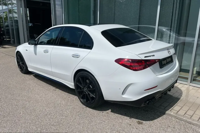 Mercedes-Benz C 43 AMG (Clasa C) din 2024 cu 12.350 km - oferta MER248884 - foto 5