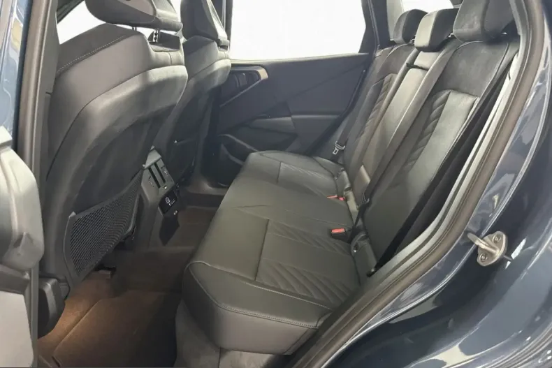 BMW X3 (Seria X) din 2025 cu 7.272 km - oferta BMW248889 - foto 12