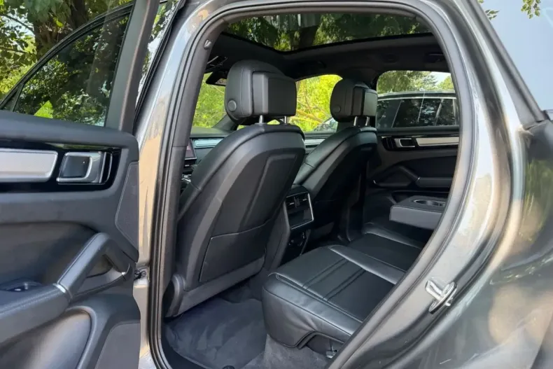 Porsche Cayenne din 2021 cu 109.000 km - oferta POR248899 - foto 34