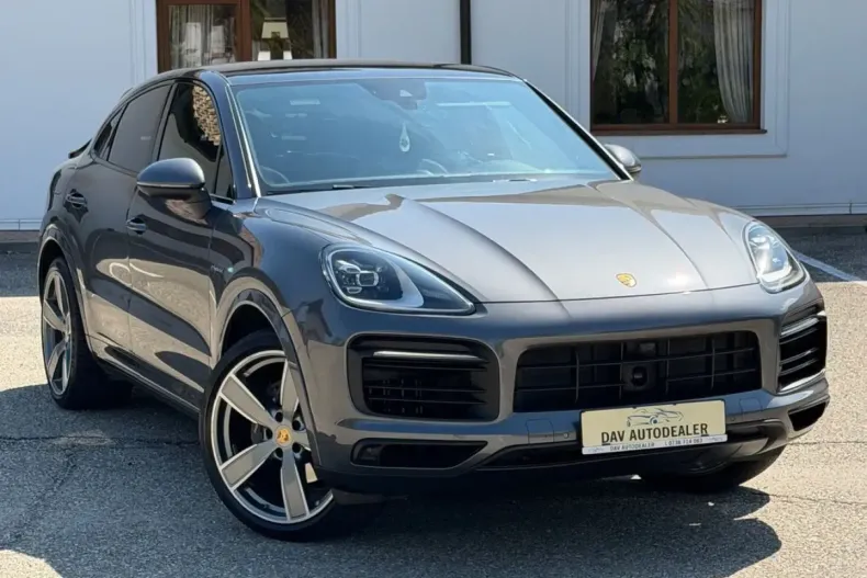 Porsche Cayenne din 2021 cu 109.000 km - oferta POR248899 - foto 1