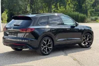 Volkswagen Touareg din 2023 cu 147.420 km - oferta VOL248903 - foto 2