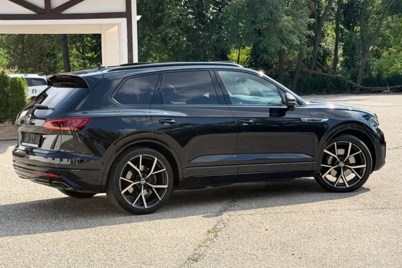 Volkswagen Touareg din 2023 cu 147.420 km - oferta VOL248903 - foto 35