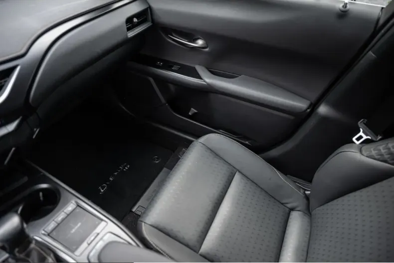 Lexus UX din 2023 cu 18.750 km - oferta LEX248911 - foto 25