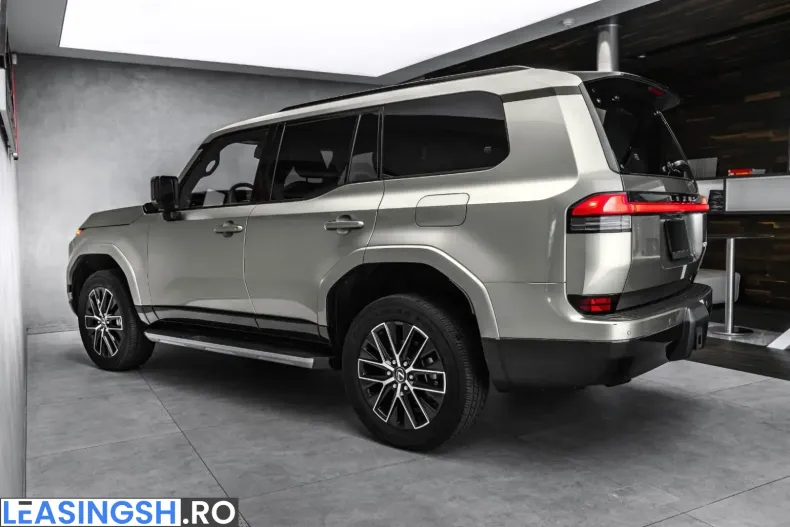 Lexus GX 550 din 2024 cu 13.550 km - oferta LEX248912 - foto 6